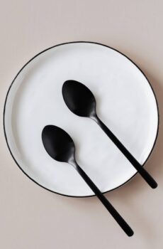 Black tableware